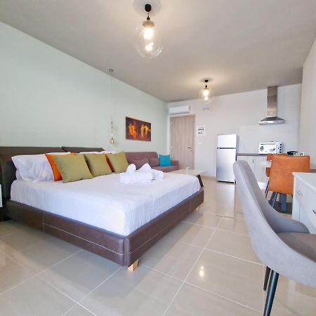 Epipleon Luxury Suites -105- Δωμάτιο 35Τμ Με Βεράντα 35Τμ Μπροστά Στη Θάλασσα Nafpaktos Exterior foto